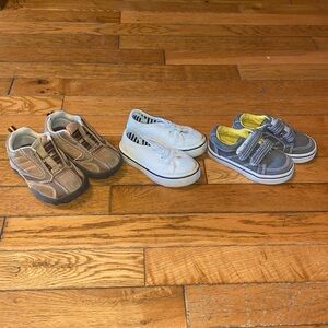 Baby boy shoes; size 5-6
